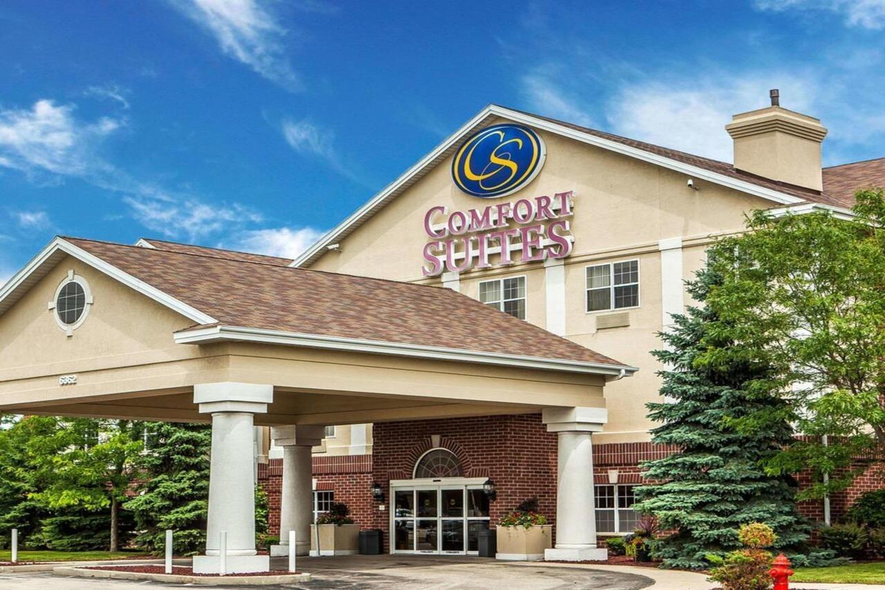 Comfort Suites Milwaukee Airport Oak Creek Bagian luar foto